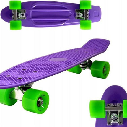 Kiamo Pennyboard – Mini Cruiser Skateboard 57cm – Paars Deck met Groene Wielen – ABEC-5 – Max. 100kg