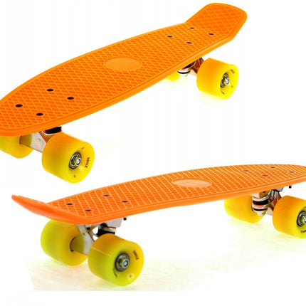 Kiamo Pennyboard – Mini Skateboard 57cm – Oranje Deck met Gele Wielen – ABEC-5 – Max. 100kg