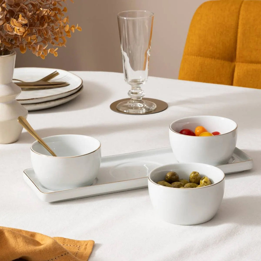 Keramik-Aperitif-Set 4-teilig - Geschirr für Snacks - Ofen- & spülmaschinenfestes Steinzeug - Servierbrett - Servierbrett + Schälchen - Tapas-Set