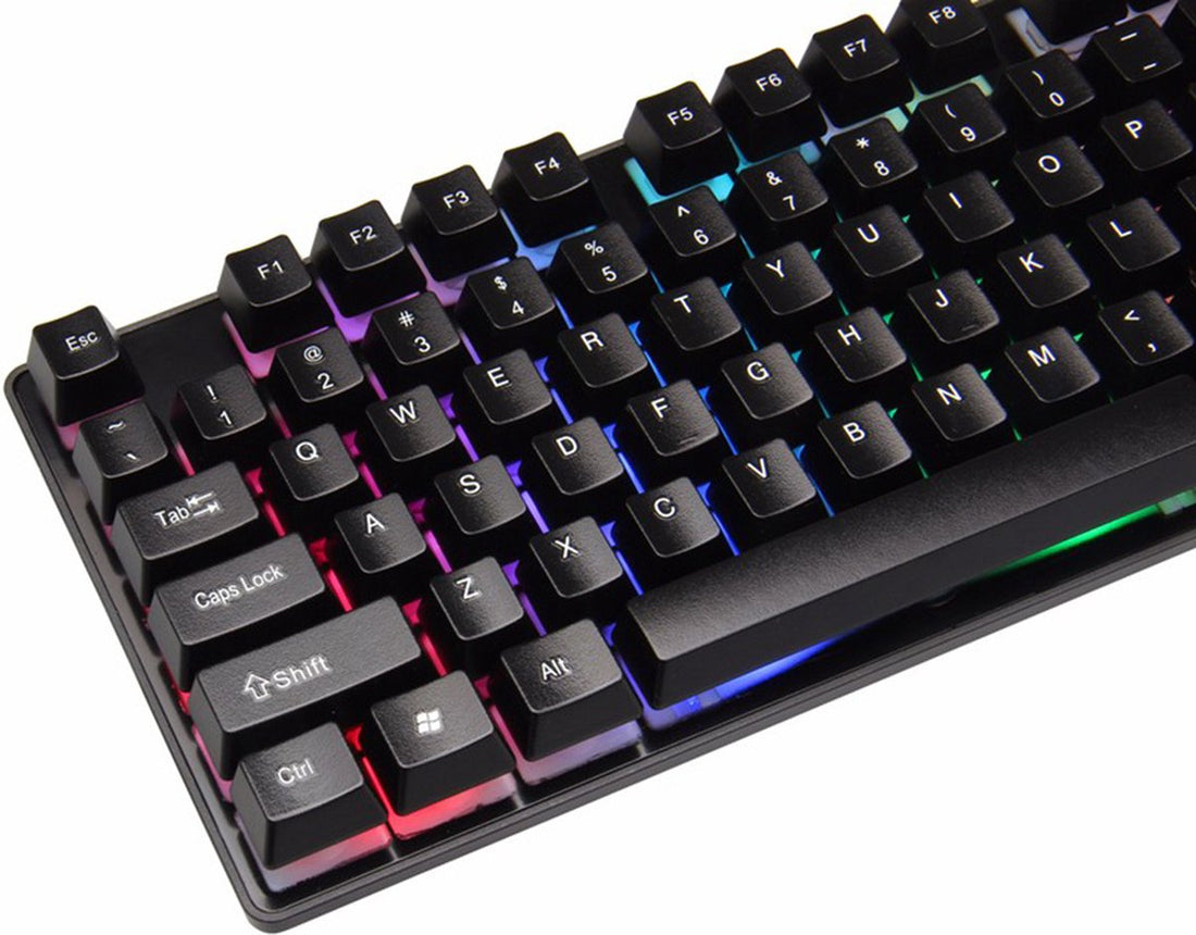 Gaming-Tastatur - Spritzwassergeschützt - RGB-LED-Beleuchtung - QWERTY - Plug & Play - Anti-Ghosting-Funktion - Lebensdauer: 15 Millionen Klicks