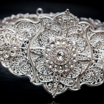 Zilveren riem met kristallen middelgroot