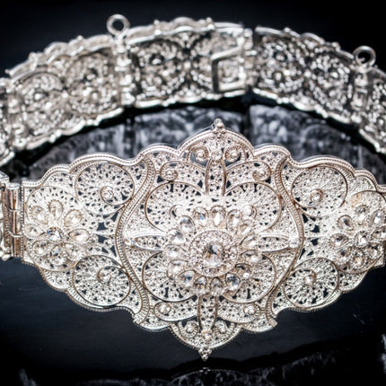Zilveren riem met kristallen middelgroot