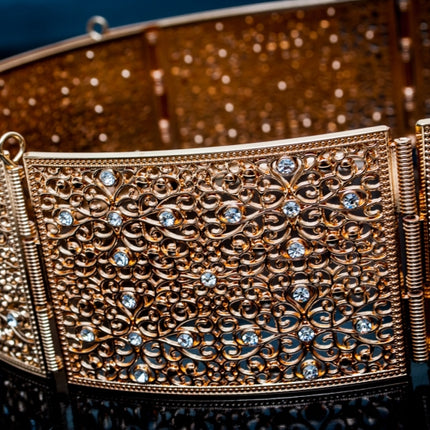 Gouden riem recht model met steentjes medium