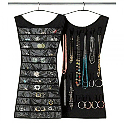 Opberg jurkje voor sieraden en accessoires.