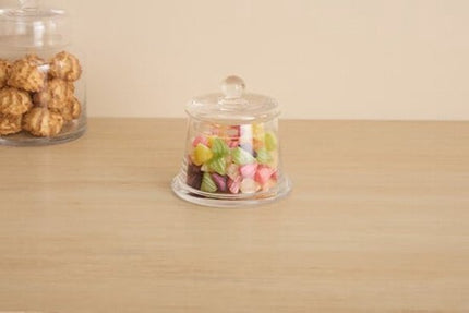 Snoeppot - Voorraadpot - Snoepglas - Glazen Bewaarpot met Deksel - Voor Snoep, Koekjes, Chocolade & Kleine Etenswaren - Vaatwasserbestendig - 0.4 Liter - Ø12.5 x 12 cm - Transparant