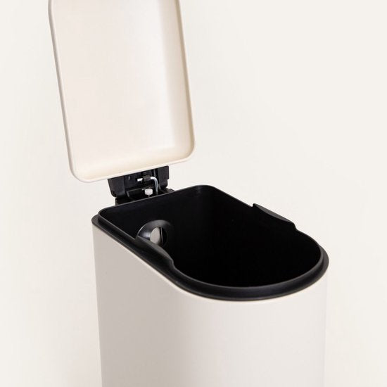 Homla Linea Mat toilet prullenbak met pedaal – 5 liter, metaal, beige – foto 4