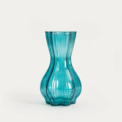 Homla - Vaas - Bloemenvaas - Glazen Vaas - Decoratieve Bloemenvaas met Golvende Rand - Moderne Design Vaas voor Verse & Droogbloemen - 13 x 25 cm - Turquoise