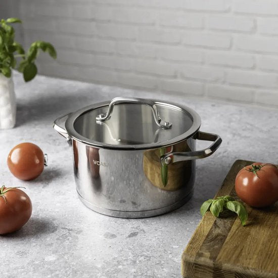 Kookpan 18 cm met glazen afgietdeksel en maataanduiding, 2,6 liter, rvs