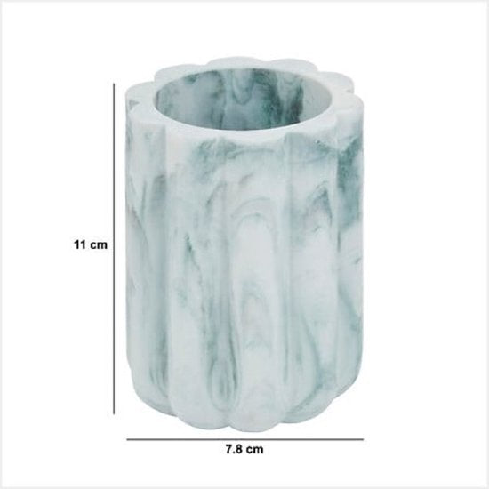 Badezimmer-Accessoireset – Moderne Badezimmer-Accessoires – Seifenspender 230 ml & Zahnbürstenhalter-Set – Luxuriöser Seifenspender & Zahnbürstenhalter-Set – Polyresin – Weißer Marmor
