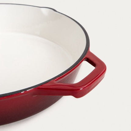 Homla - Andreas Cast Iron Pan - Gietijzeren Koekenpan - Ovenbestendig 220°C - Steakpan of Bakpan Inductie Geschikt - Duurzame Koekenpan - Ø26 x 5 cm - Bordeauxrode Geëmailleerde Pan