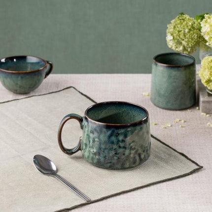 Homla - Mok - Koffiemok - Keramische Koffiemok - Steengoed Theemok - Moderne Beker - Laag Model - 450 ml - Donkergroen