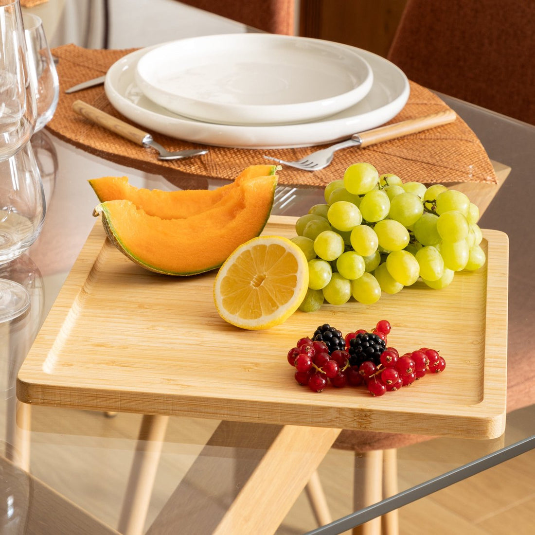 5Five Serving board for appetizers / finger food - 30 x 30 cm - bamboo wood - serving platter - tapas board