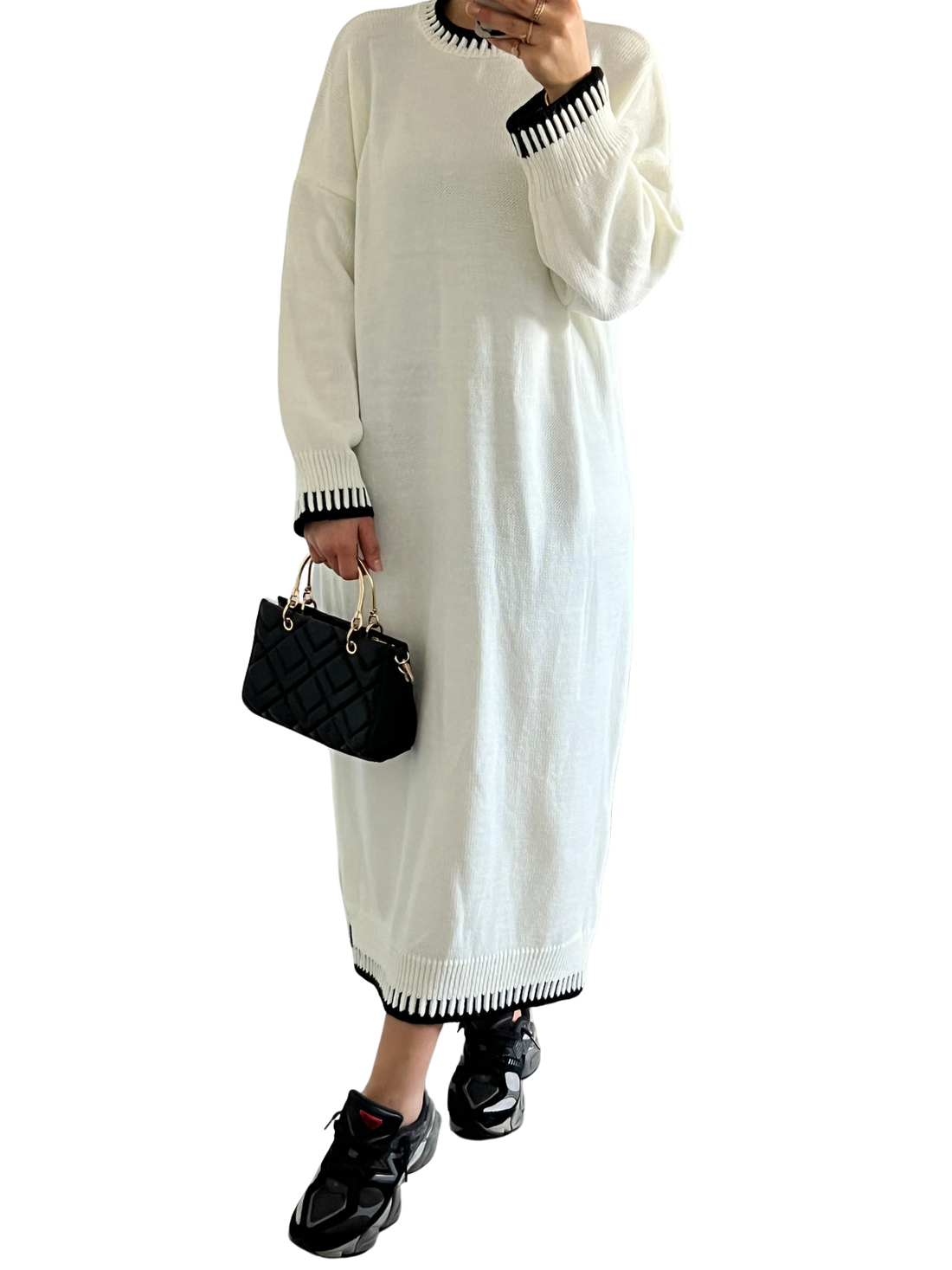 Lilly Dress – truijurk met kettingaccenten aan hals, mouwen en zoom – foto 8