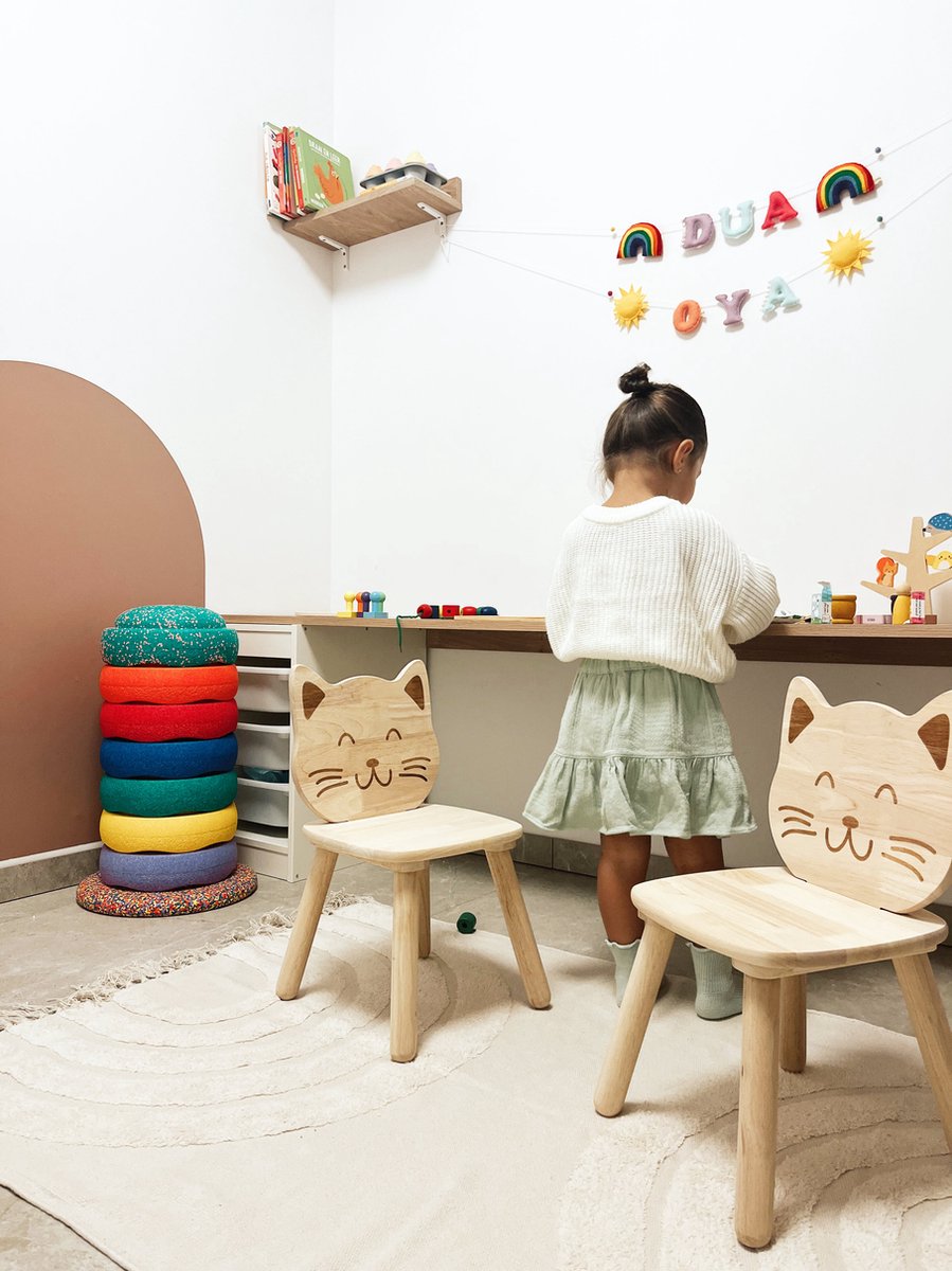 Atmosphera Kids Pia houten kinderstoeltje met kattensnoet – naturel, 50 cm hoog
