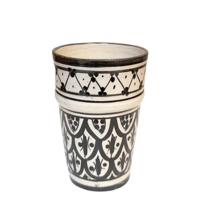 Marokkaanse Beker Asfi – Zwart-Wit Aardewerk – Handgemaakt – Ø8 cm x 12 cm