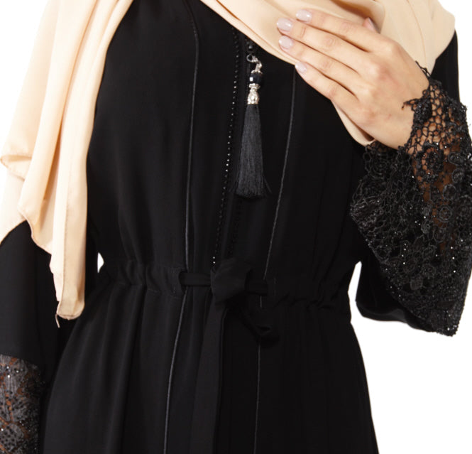 Abaya met kanten mouwen en steentjes – marineblauw of zwart, maat 40-50 – foto 5