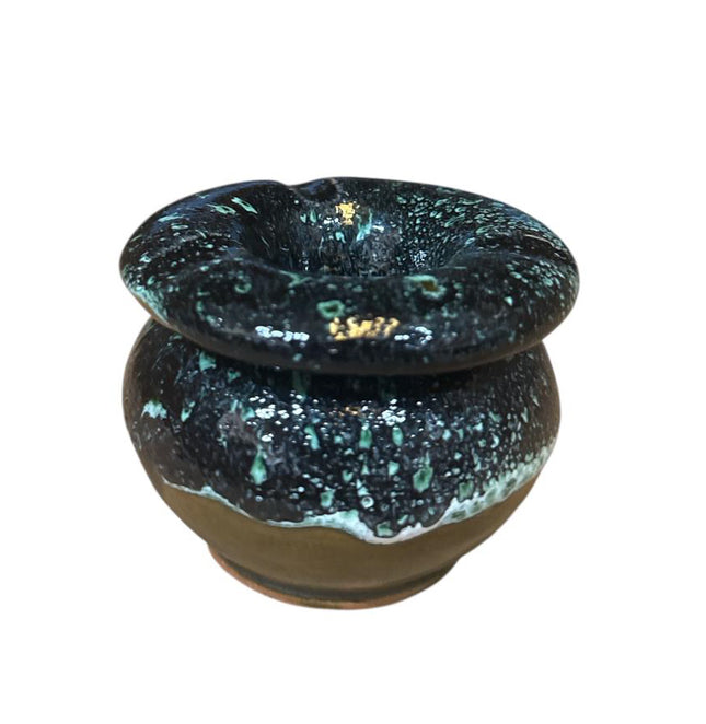 Marokkaanse Asbak Ø7,5 cm – Handgemaakt Keramiek met Deksel – Donkergroen/Blauw Glazuur