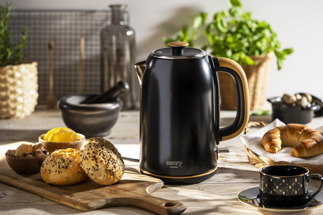 Steel kettle - 1.7 liters - Strix - black