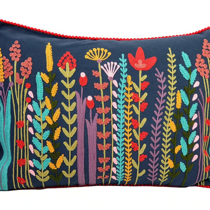 Geborduurde kussenhoes met wilde bloemen35x50cm