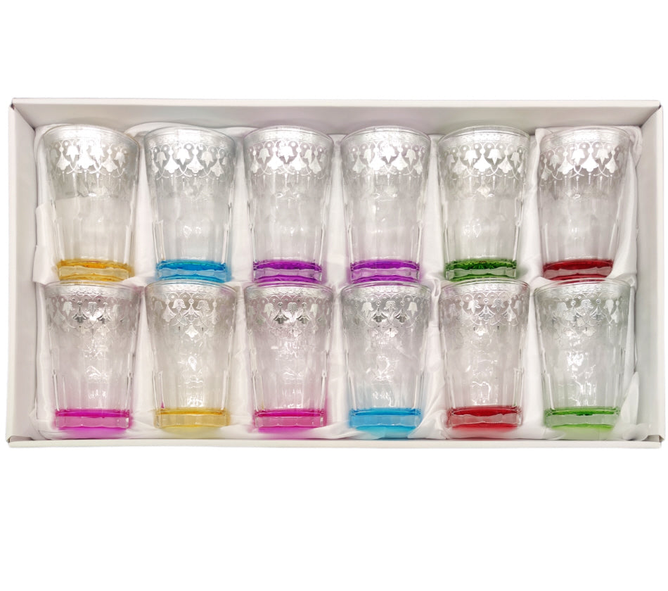Ensemble de verres Orientaux de 12 pièces.