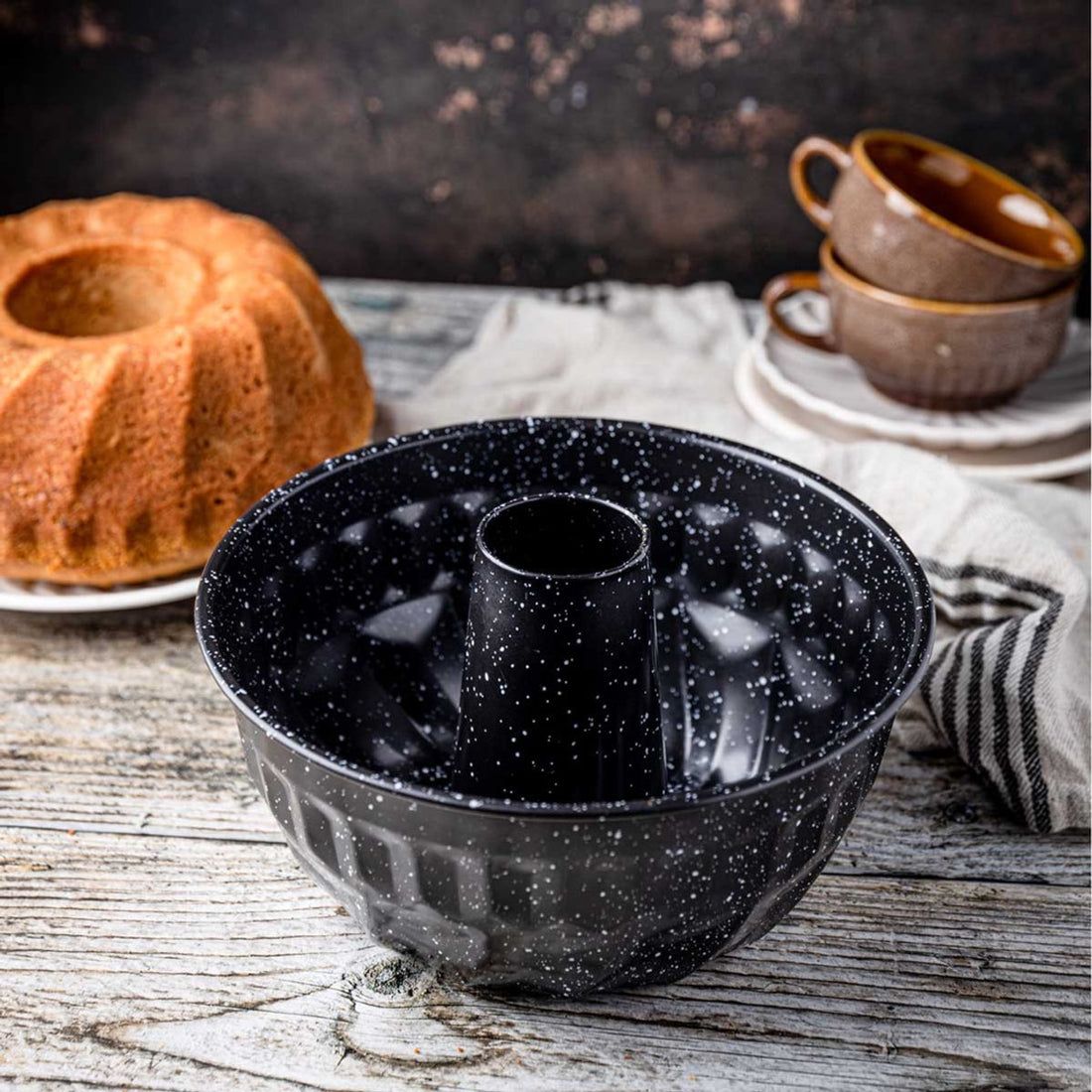 MOULE À GÂTEAU EN GRANIT 22 CM KLAUSBERG KB-7839