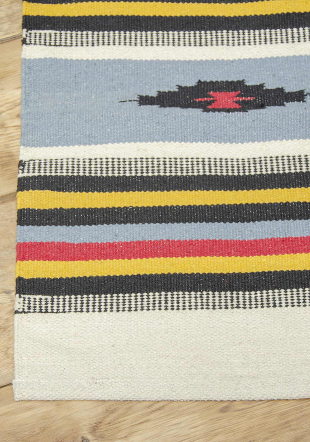Hand-woven kilim rug 70 x 140 cm