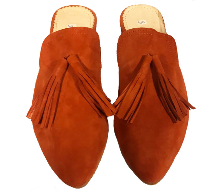 Elegant mule babouche