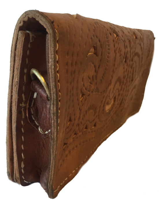 Pochette marron foncé 100 % cuir