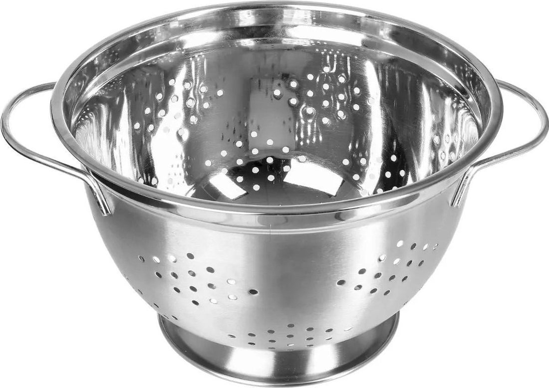 Passoire sur pied en inox argenté 25 x 15 cm - Passoires de cuisine