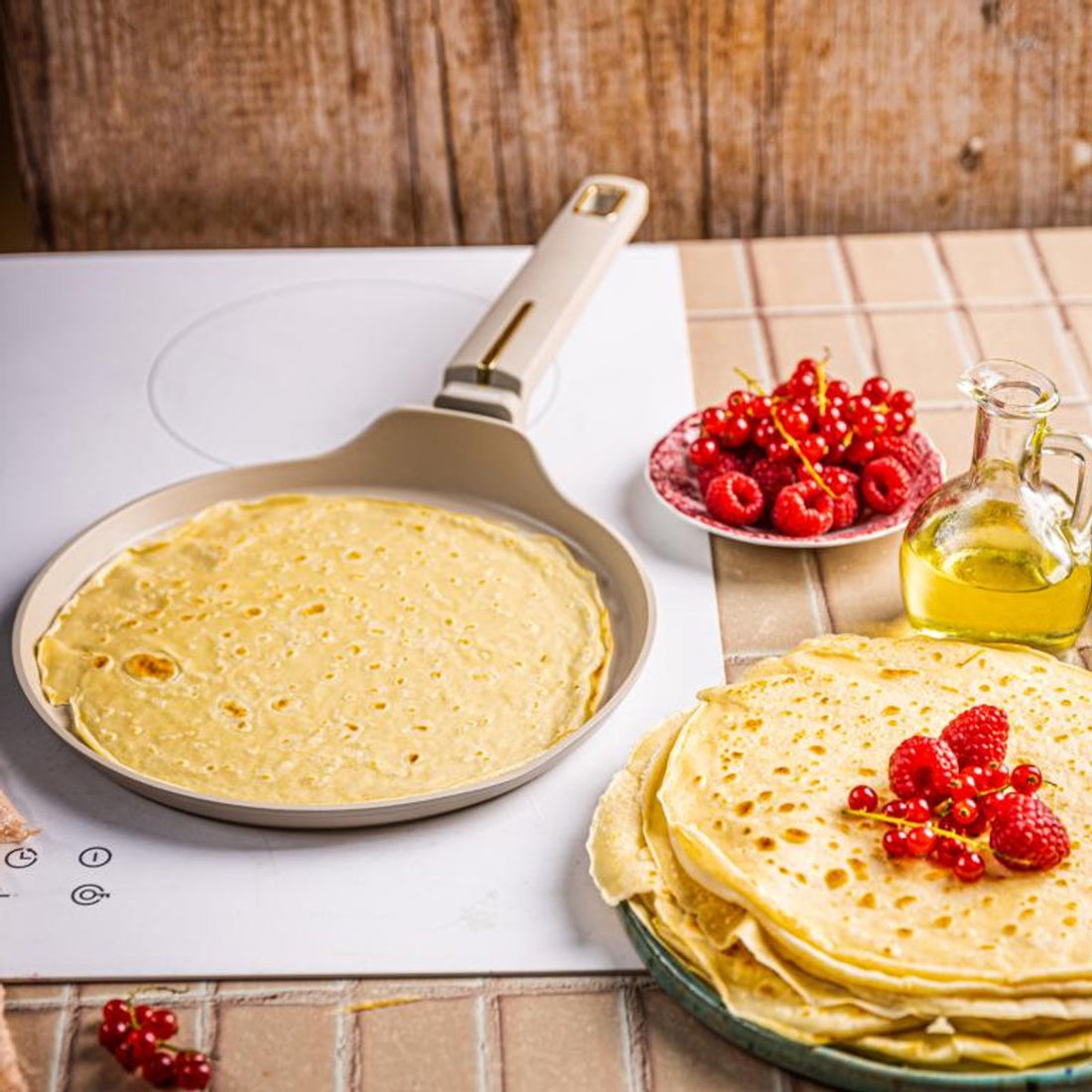 Klausberg KB-7965 Pfannkuchenpfanne | 24 cm | Antihaftbeschichtung | Für alle Herdarten geeignet, inklusive Induktion | Beige | Crêpepfanne