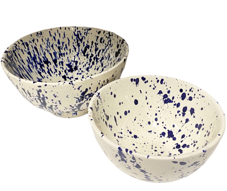 Saladier moucheté en céramique bleu