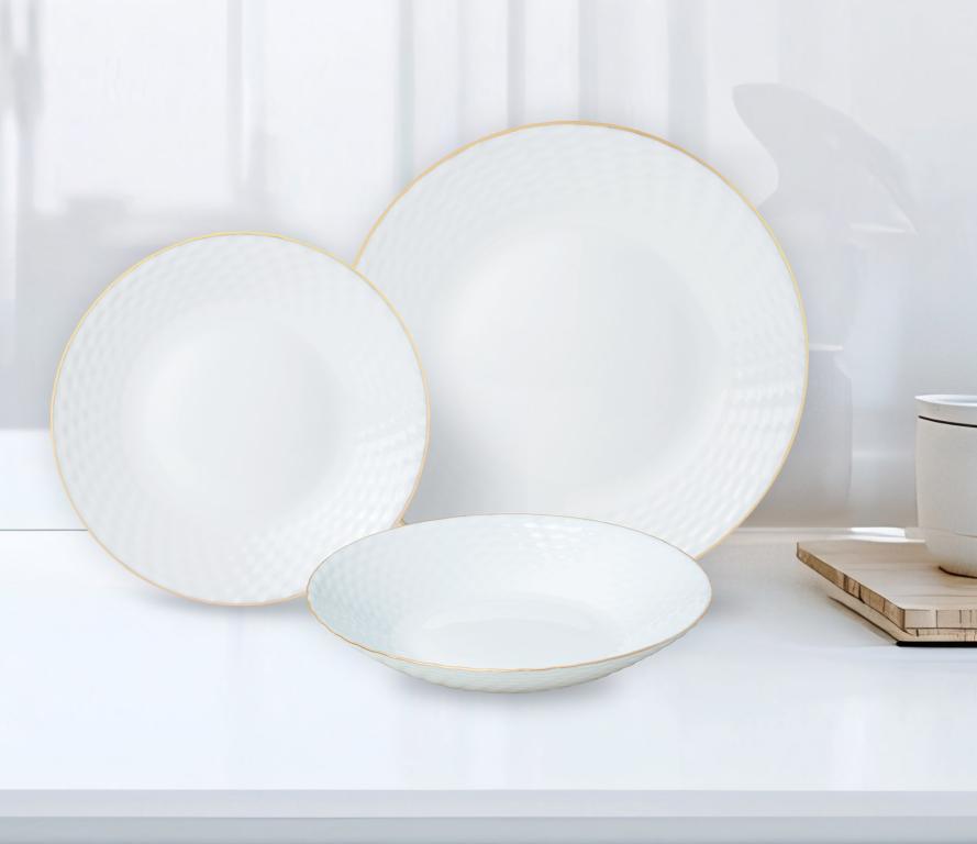 Kinghoff Dinnerware Set – Luxury and Functionality with Golden Accents