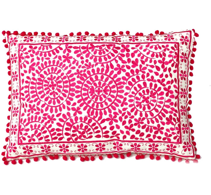 Coussins décoratifs orientaux rose et blanc