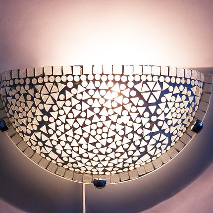 Oosterse wandlamp glasmozaïek halve Maan