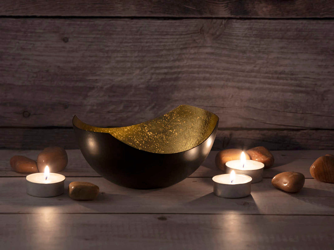 Oriental Candle Holder Set, 2-piece Love bowl shape