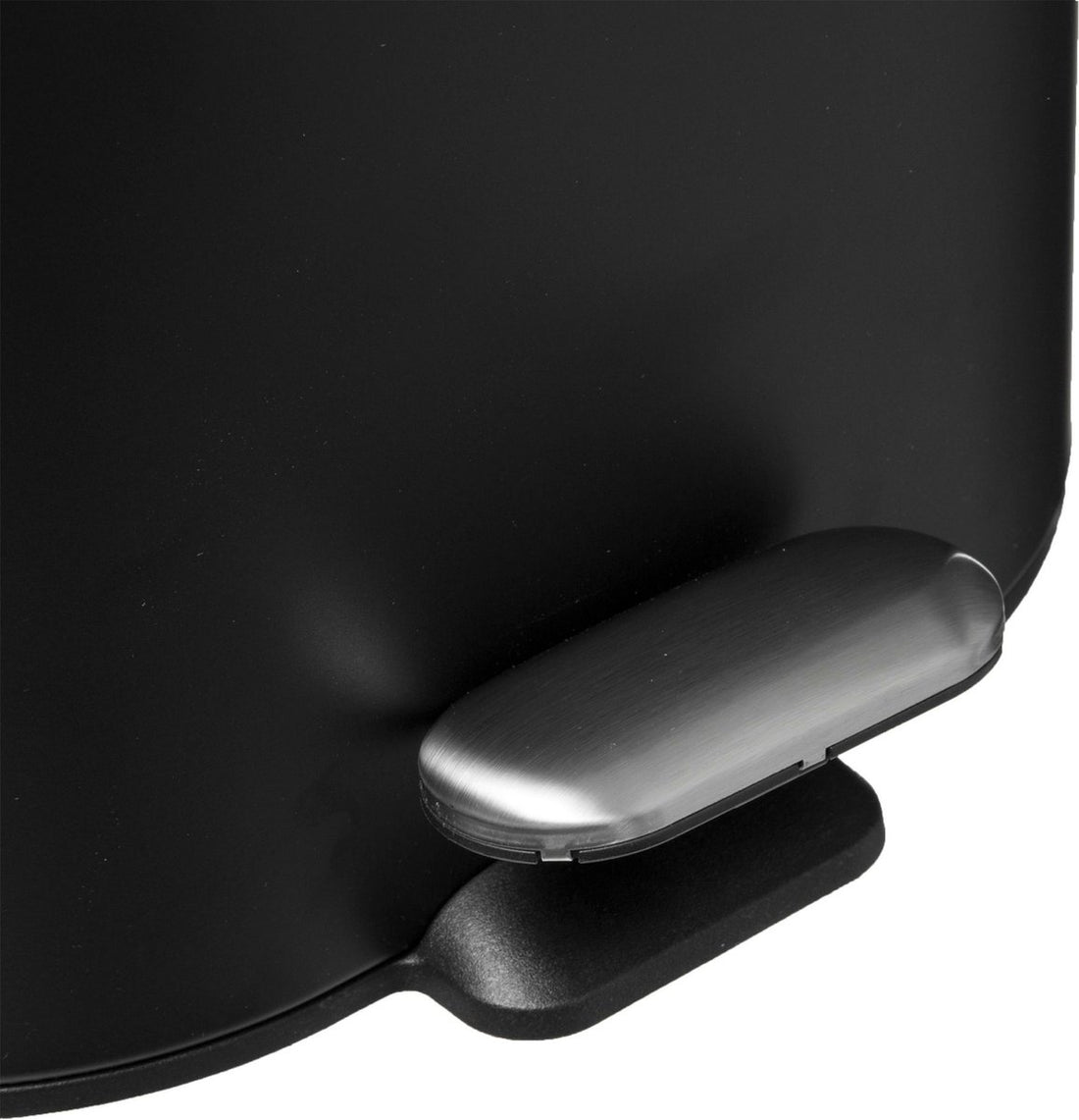 Trash can/pedal bin black stainless steel metal 6 liters - 15x24x30 cm
