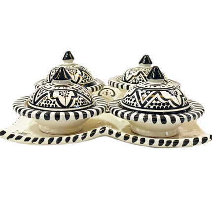 Set met 4 kleine tajine’s wit-zwart
