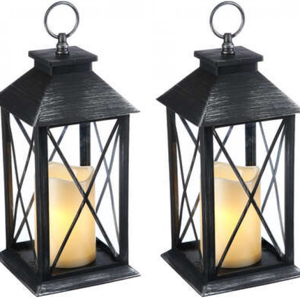 Set van 2 - Landelijke Tuinlantaarn met LED Kaars op Batterijen - Tuinverlichting / Sfeerverlichting - Zwart - Windlicht op Batterijen - Tafellamp voor Buiten met Vlameffect