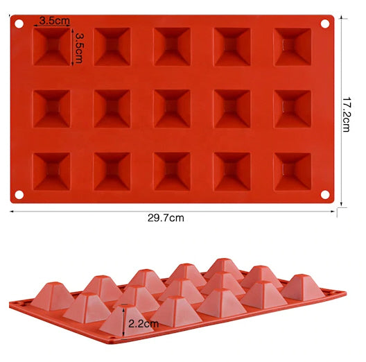 Moule à pâtisserie en silicone pyramide