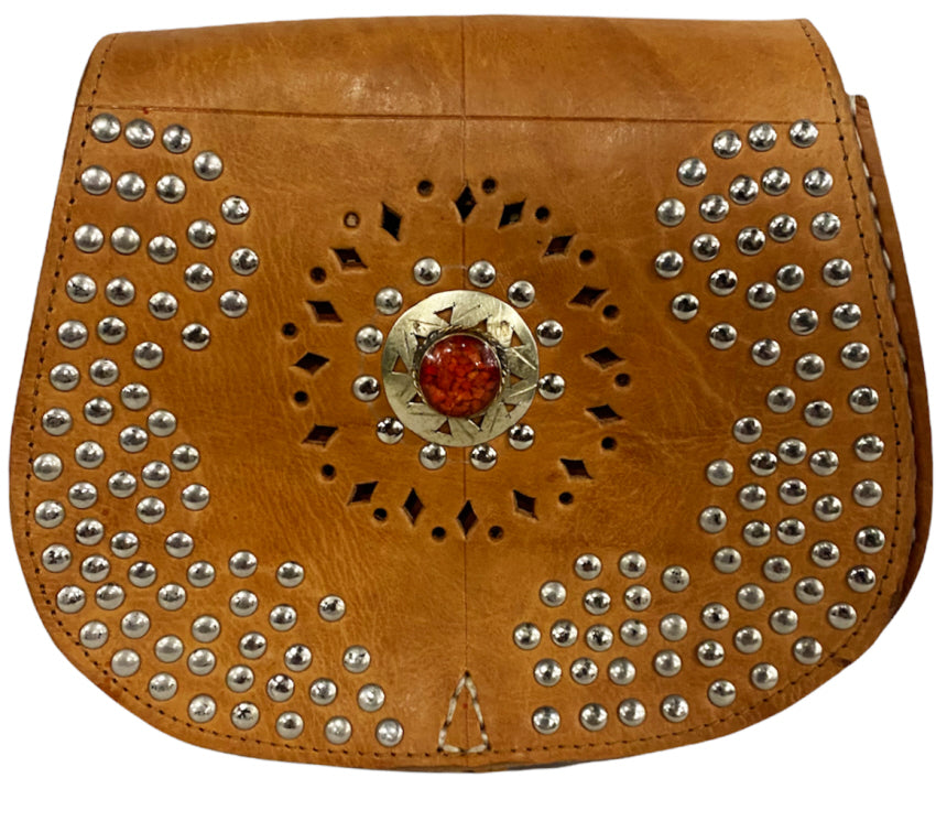 Sac en cuir marocain clous d'ornement