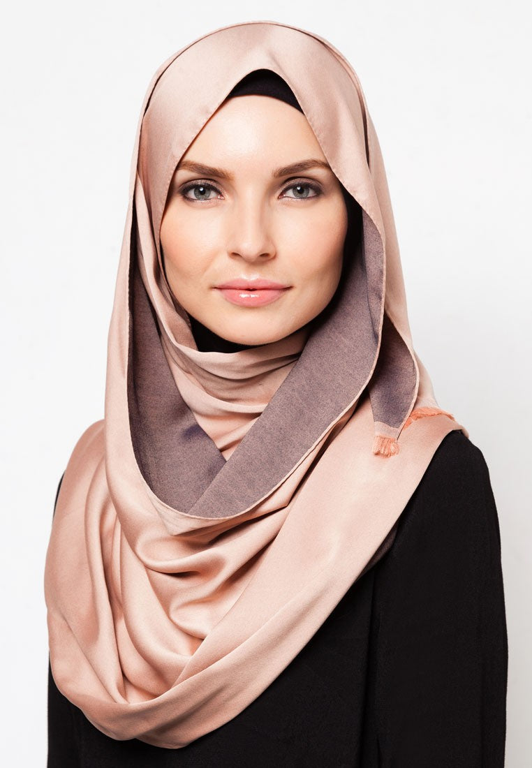 Valentina Schal