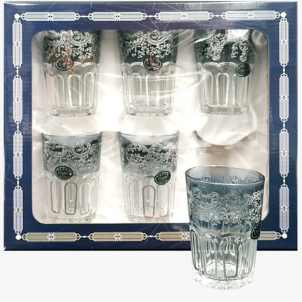 Theeglazen met zilveren patroon